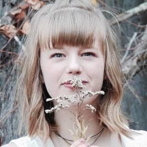 Meet your Posher, Eden